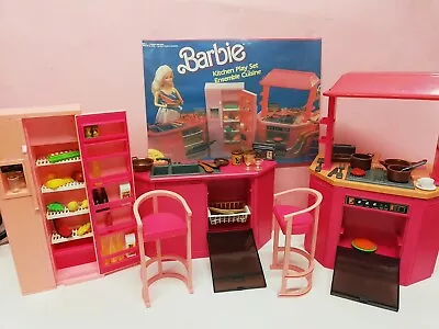 Buy Vintage Barbie Mattel Kitchen Play 90's   Kitchen Set  • 71.94£