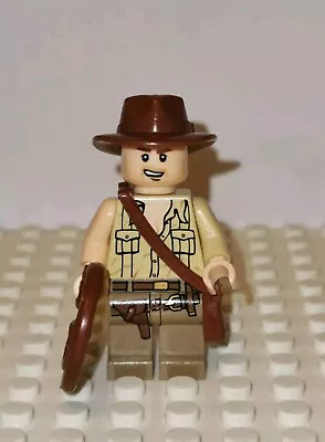 Buy LEGO Indiana Jones Tan Open Collar Shirt  Vintage Minifigure 2009 7199 Iaj033 • 19.99£