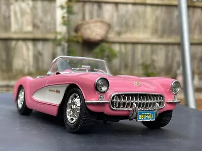 Buy Bburago 1:18 Scale 1957 Chevrolet Corvette Barbie Pink Classic Model 124 • 40£