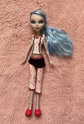 Buy Monster High Deadtired Ghoulia Yelps • 30.84£