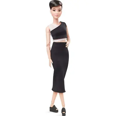 Buy Barbie Signature Looks Doll Model #3 Made To Move Petite Short Black Hair • 22.99£