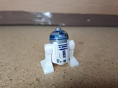 Buy LEGO Star Wars - R2-D2 Minifigure SW1085 - Great Condition - 2020 • 2£