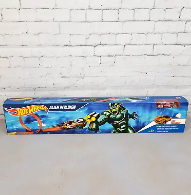 Buy Hot Wheels ALIEN INVASION 4 Speed Launcher Including Car, Playset NEW • 19.99£