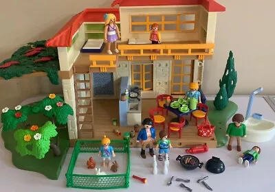 Buy Playmobil Summer House Bundle • 10£