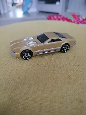 Buy 2006 Hot Wheels #19 Models 19/36 CCM COUNTRY CLUB MUSCLE Gold W/Chrome • 1.50£