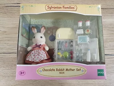 Buy Sylvanian Families 5014 Chocolate Rabbit Mother Set Kitchen With Refrigerator - NEW! • 23.68£