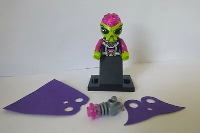 Buy Lego Minifigures Series 8 - Alien Villainess COL128 • 7.99£