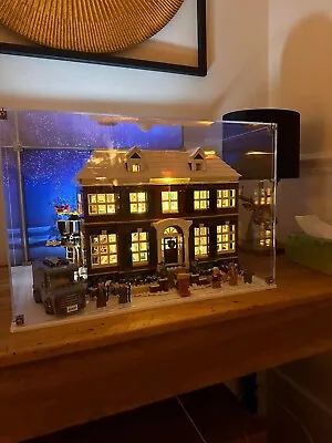 Buy Lego Home Alone Display Case • 60£