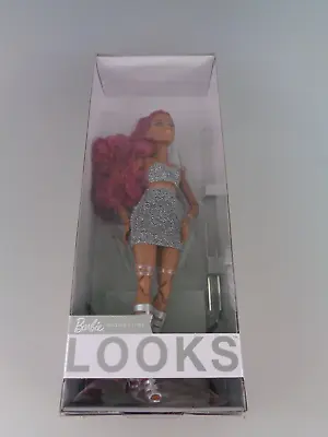Buy Barbie Signature Looks Model #7 - Mattel HCB77 (6748) • 30.72£