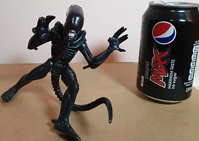 Buy Alien ? Scorpion Action Figure1993 (B3) • 12£