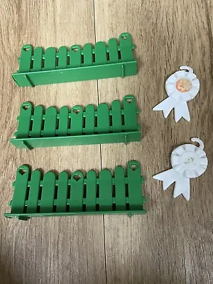 Buy Vintage My Little Pony  MLP G1  Show Stable Rosettes & Green Fence Accessories • 5£