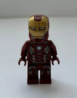 Buy Lego Marvel Iron Man Minifigure • 2£