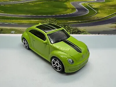 Buy Hot Wheels 2012 Volkswagen VW Beetle Green * • 2.50£