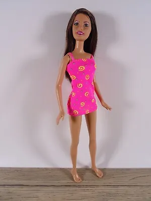 Buy AA Barbie In A Mermaid Tale Hedley Beach Doll R4201 Outfit: Ruffle Fun (13764) • 8.62£