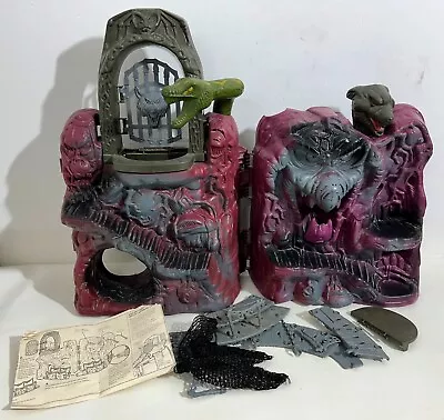 Buy 70129 Masters Of The Universe - Snake Mountain + Accessories - Mattel 1983 • 123.56£