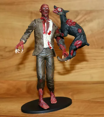 Buy Resident Evil Crimson Head Zombie With Dog Hund Action Figure Figure Neca 2 3 4 5 • 59.44£