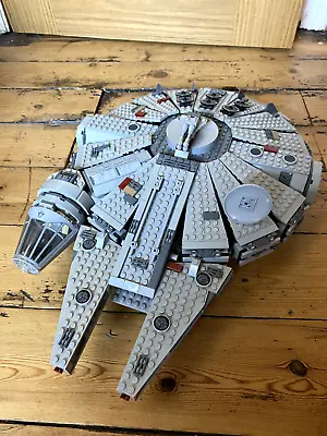 Buy Lego Star Wars 7965 Millenium Falcon • 85£