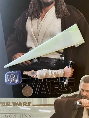 Buy Hot Toys Star Wars Qui-Gon Jinn MMS525 LED Lightsaber Arm Loose 1/6th Scale • 49.99£