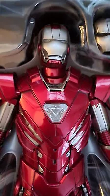 Buy Hot Toys Ironman 3 Silver Centurion • 125£
