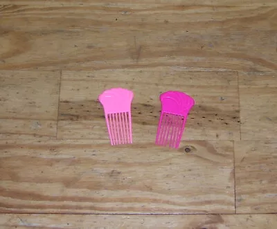 Buy 1991 Barbie Totally Hair Lot Of 2 Combs/Combs • 3.08£