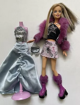 Buy Barbie Fashion Show • 20.59£