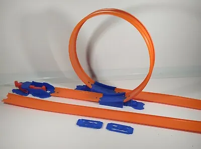 Buy Hot Wheels Loop Builder, Launcher & Track Set Over 6 Feet Of Track Mattel  • 10.58£