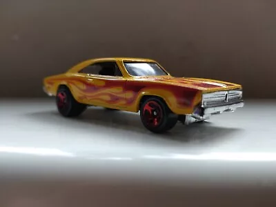 Buy Hot Wheels '69 Dodge Charger 2004 #198 • 1.50£