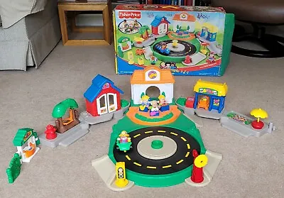 Buy Fisher Price World Of Little People Discovery Village • 45£