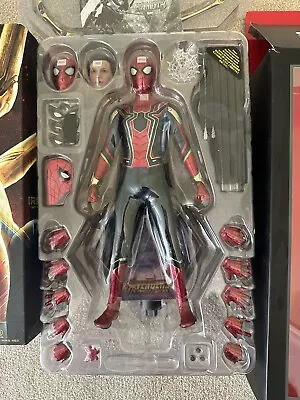 Buy Hot Toys MMS482 Hot Toys Avengers: Infinity War Iron Spider • 180£