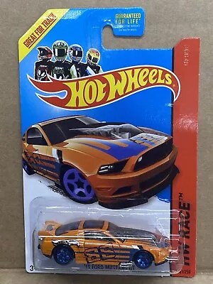 Buy Hot Wheels ‘13 Ford Mustang Gt • 3.99£