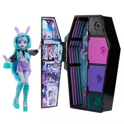 Buy Mattel Monster High Skullmate Secrets Neon Frights Twyla Doll 25cm • 65.21£