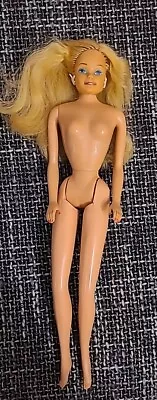 Buy 80's Barbie Vintage (T) • 6.86£
