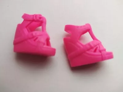 Buy Barbie Model Muse Shoes • 9.37£