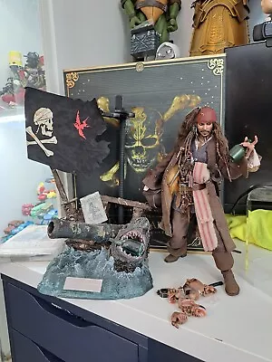 Buy Hot Toys DX15 JACK SPARROW 1:6 Figure Pirates Of The Carribbean, Boxed.  • 280£