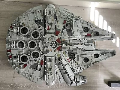 Buy LEGO Star Wars UCS Millennium Falcon 75192 • 350£