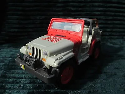 Buy 2017 Mattel Jurassic Park - JP28 Jeep Wrangler 4x4 Raptor Attack RC *No Remote* • 28.99£