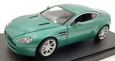 Buy Hot Wheels 1/18 Scale Diecast H3068 - Aston Martin V8 Vantage - Green • 129.99£