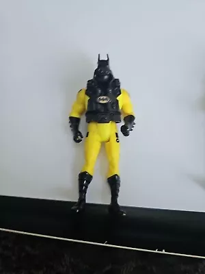 Buy VINTAGE 1992 Kenner Batman Returns DEEP DIVE BATMAN Fogure With Chest Piece  • 10£