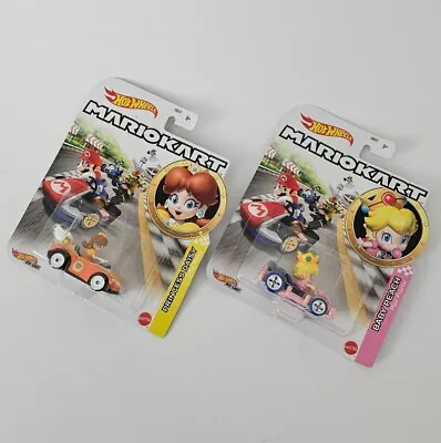 Buy Hot Wheels Mario Kart Princess Daisy & Baby Peach • 24.97£
