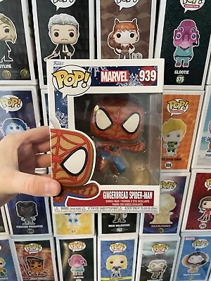 Buy Gingerbread Spider-man 939 Funko POP! Marvel • 14.95£