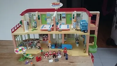 Buy  Playmobil Summer Fun Set 5265 Large Furnished Hotel With 9 Figures/accessories • 45£
