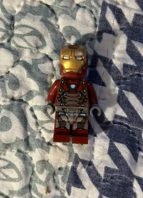 Buy LEGO Marvel Spider-Man Homecoming Iron Man Mark 47 Minifigure (76083) Sh405 • 18.94£