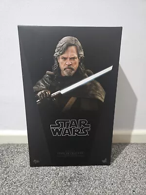 Buy **NEW** Hot Toys MMS458 Luke Skywalker Deluxe Version (The Last Jedi) • 230£