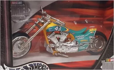 Buy Hot Wheels 1/18 Scale 55724 - Nascar Thunder Rides Motorbike #43 Cheerios • 24.99£