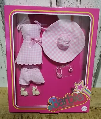 Buy Barbie The Movie Fashion Pack, Beach, Beach Outfit, Bikini + Accessories, New, Original Packaging • 25.72£