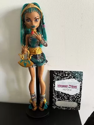 Buy Monster High Nefera De Nile Basic Doll (80% Complete) • 77.06£