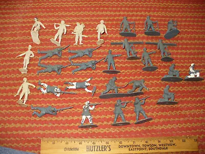 Buy Marx WWII  6 White Soldiers  & 22 Other Blue Gray Ski Troops German Soldiers • 37.79£