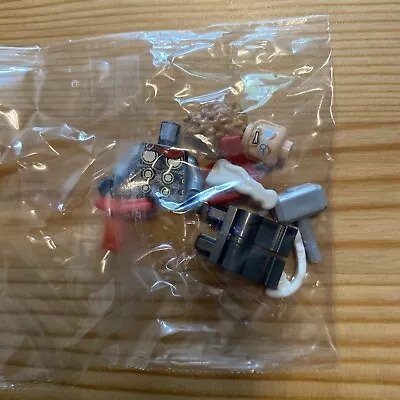 Buy LEGO Marvel Super Heroes Thor With Red Scarf Minifigure From 76196 (Bagged) • 5£