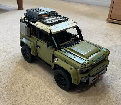 Buy LEGO TECHNIC: Land Rover Defender (42110) - AWESOME REAL ENGINE AND TRANSMISSION • 136£