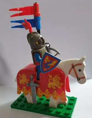 Buy LEGO Vintage Castle Knights Red Lion Barding White Horse 6081,Knight Accessories • 9.99£